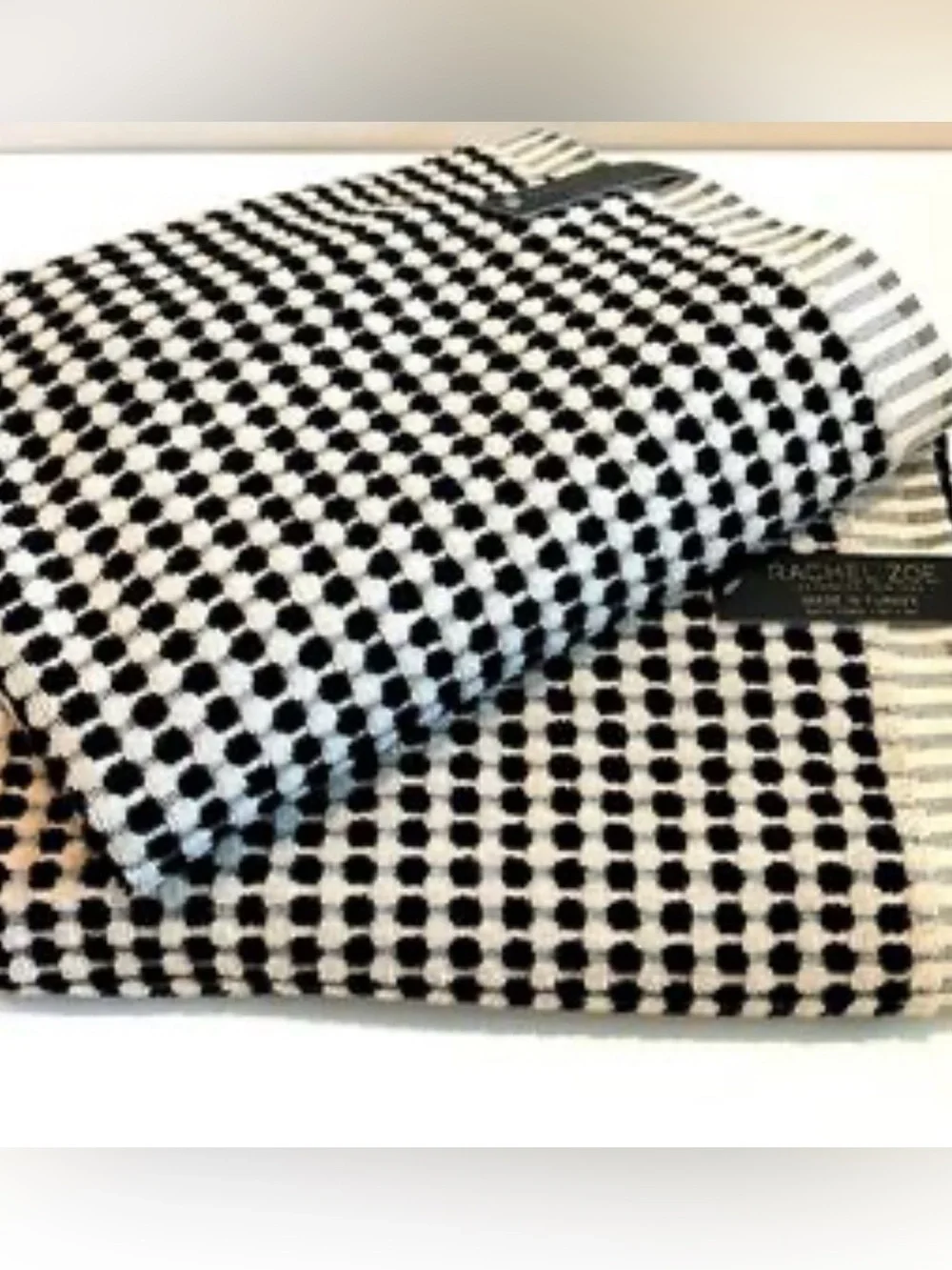 2 Rachel Zoe Black Ecru Raised Dots Bath 30” x 56” Towels Set of 2 New